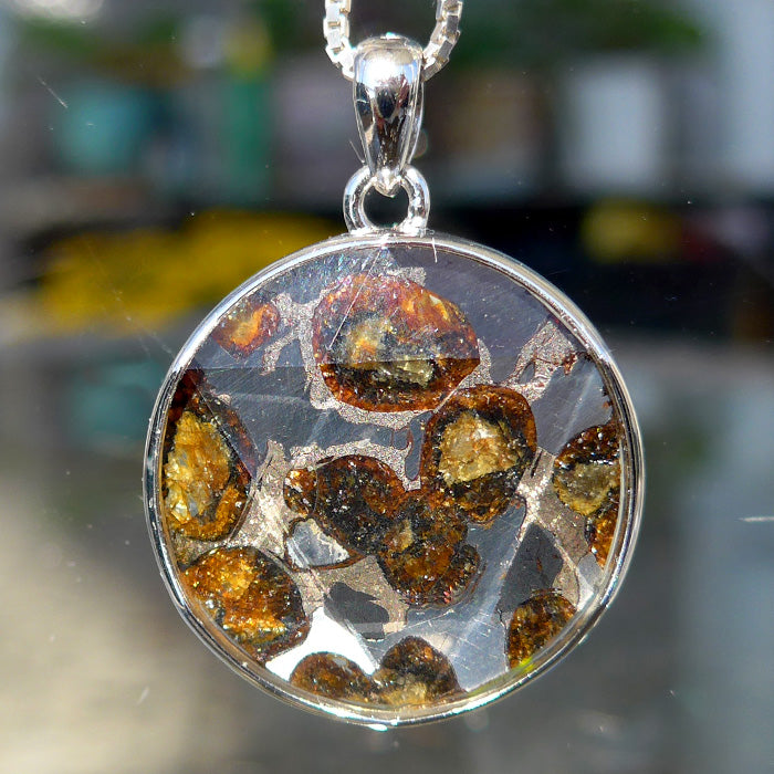 Medium Round Pallasite Pendant with Star of David Faceting