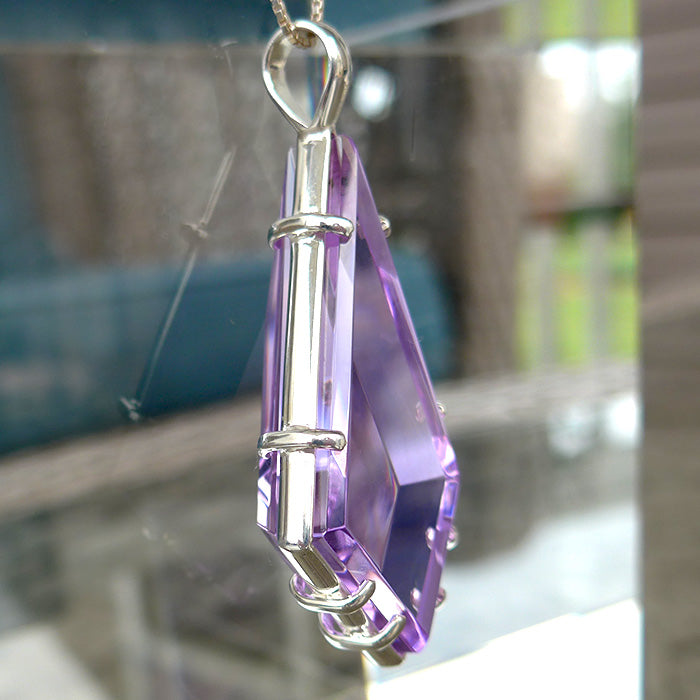 Jumbo Magenta Quartz Guardian Flame Pendant by Kings Amao