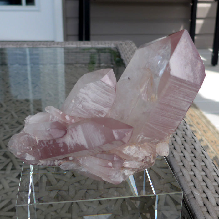 Large Lithium Standing Cluster