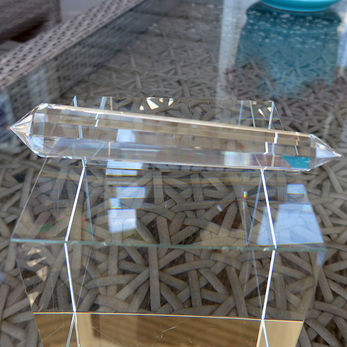 Elegant Octagonal Vogel Wand