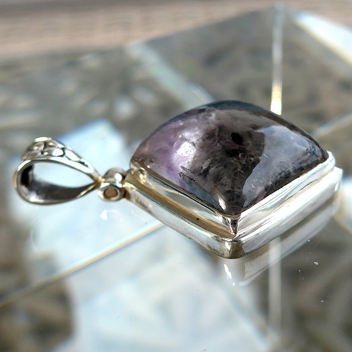 Pale Violet Splash Espiritu Santo Rutilated Amethyst Pendant