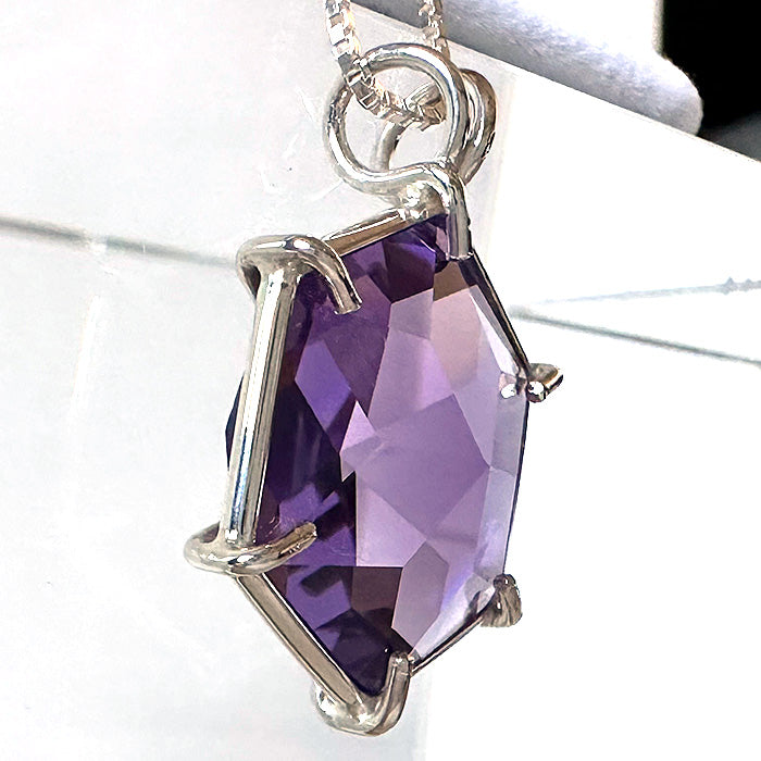 Amethyst Flower of Life Pendant