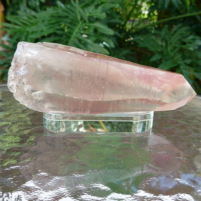 Large Pale Smoky Isis Channelling Growth Interference Michael Lemurian Wand