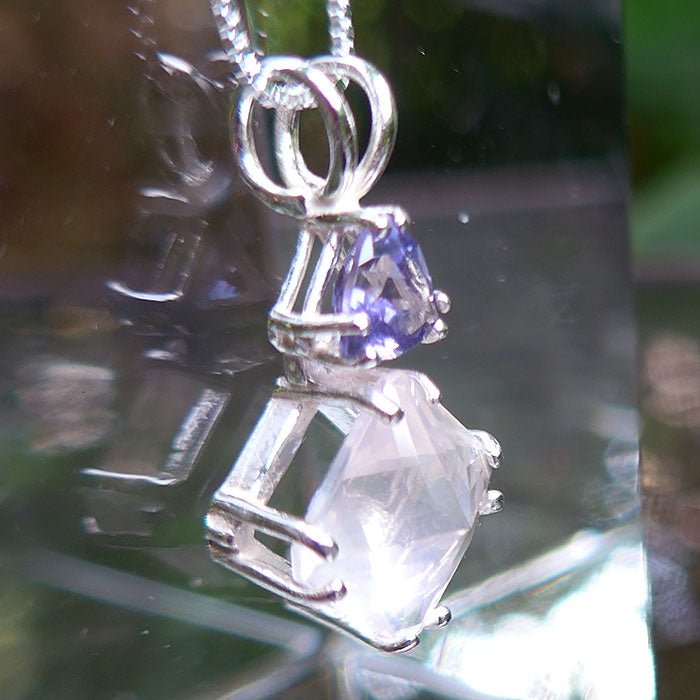 Rose Quartz Mini Magician Stone with Trillion Cut Iolite