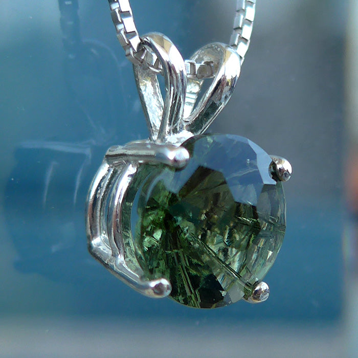 Moldavite 8 mm Super Nova Pendant