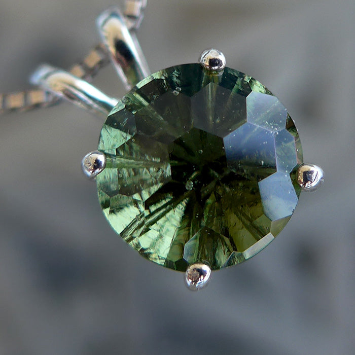 Moldavite 8 mm Super Nova Pendant