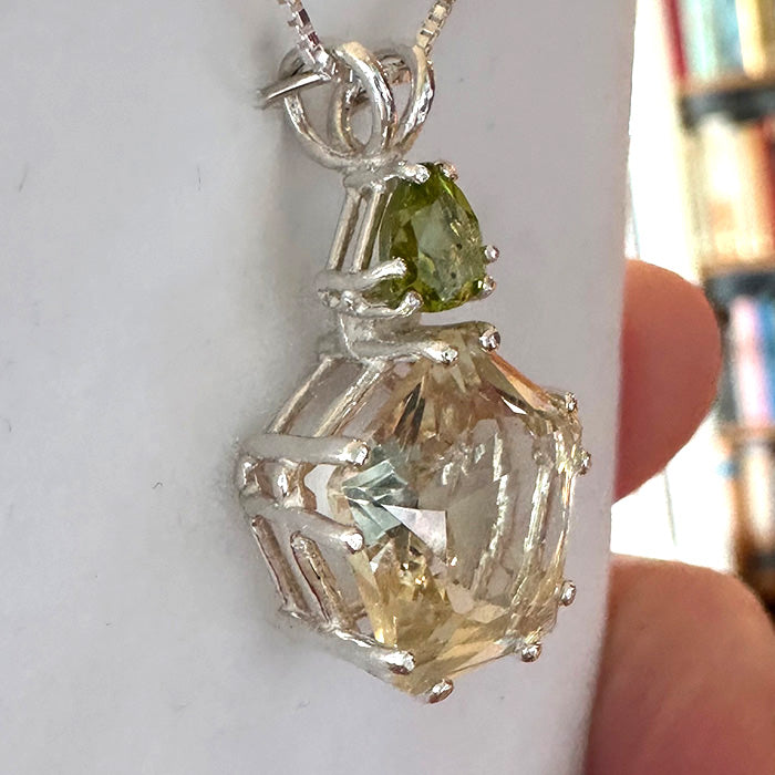 Golden Labradorite Star of Venus with Trillion Peridot Crown