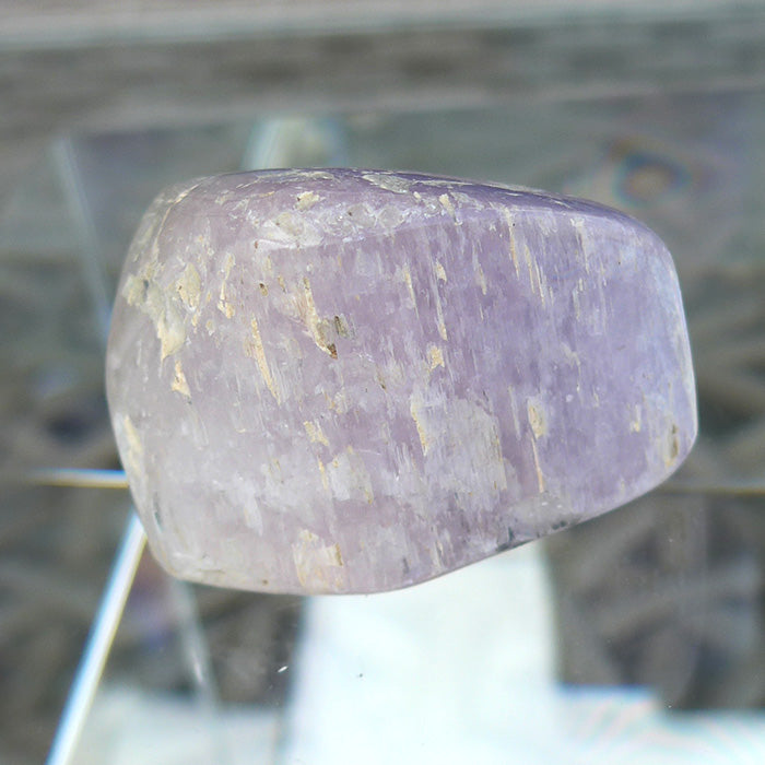 Glimmering Polished Lavender Kunzite Nugget