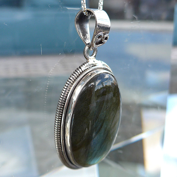 Large Oval Shimmering Labradorite Pendant