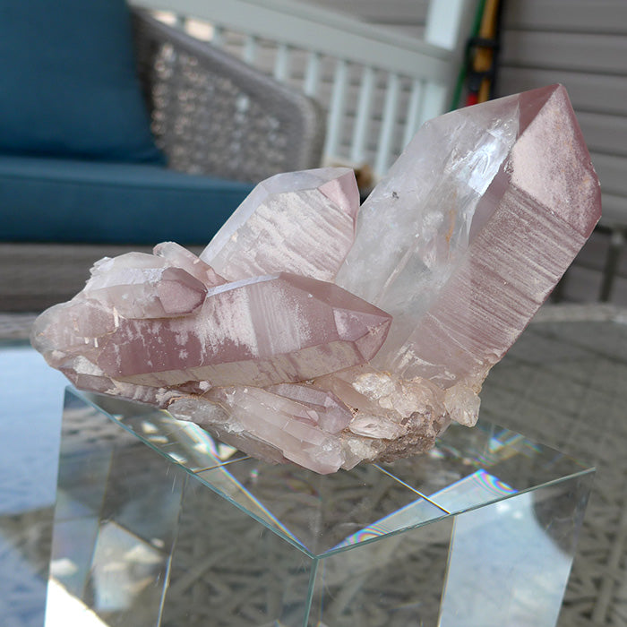 Large Lithium Standing Cluster