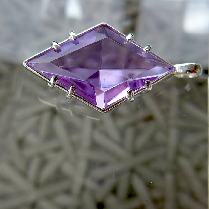 Magenta Quartz Ascension Star Pendant by Kings Amao