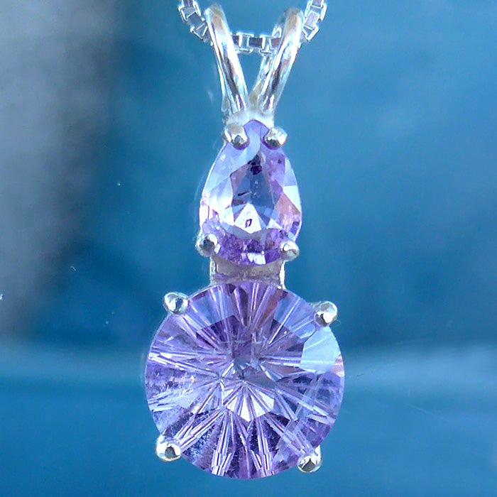 Amethyst Rose de France 10 mm Super Nova with Violet Sapphire Teardrop Crown