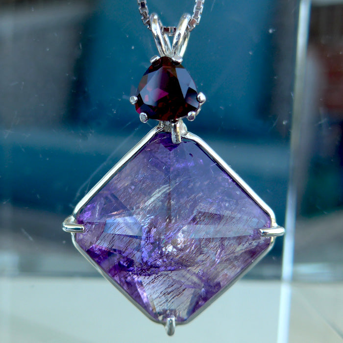 Rutilated Amethyst Magician Stone with Rhodolite Garnet
