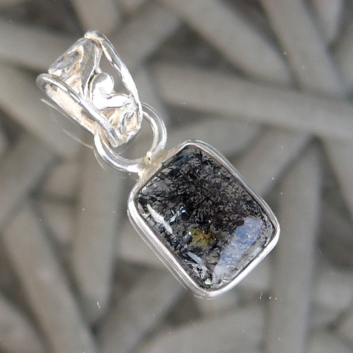 Petite Espiritu Santo Rutilated Amethyst Pendant