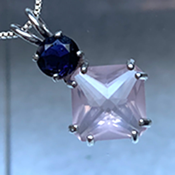 Mini Magic Rhinestone Rose Quartz Mini Magician Stone with Iolite