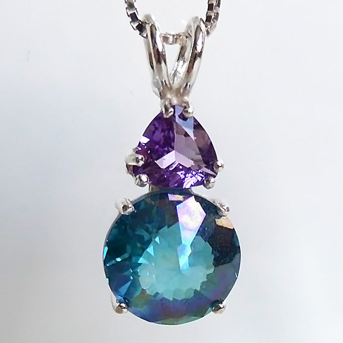 Aqua Aura Mini Radiant Heart with Trillion Amethyst Crown