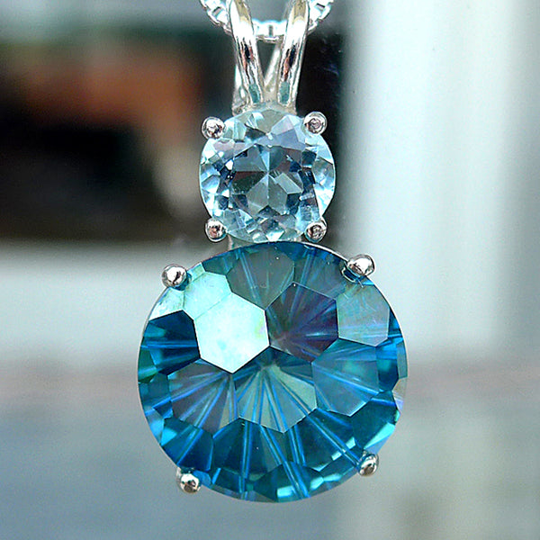 Aqua Aura Super Nova Pendant with Aquamarine Crown