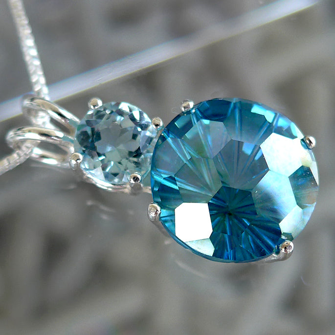 Aqua Aura Super Nova Pendant with Aquamarine Crown