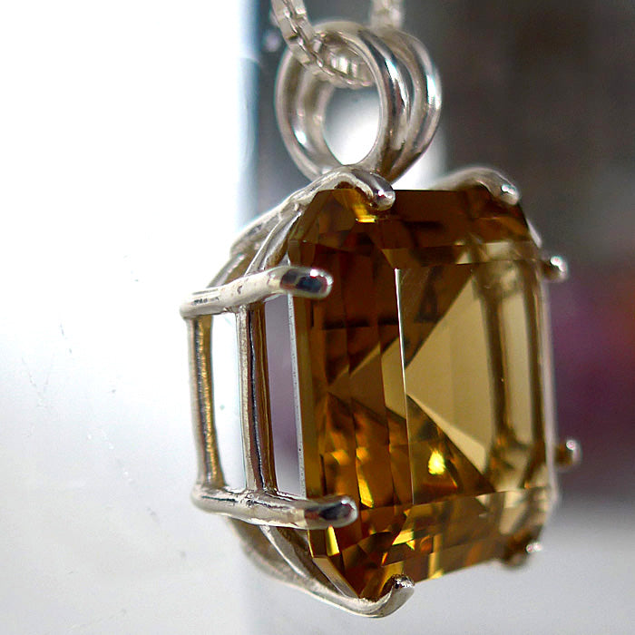 Citrine Golden Earth Heart Basket Setting