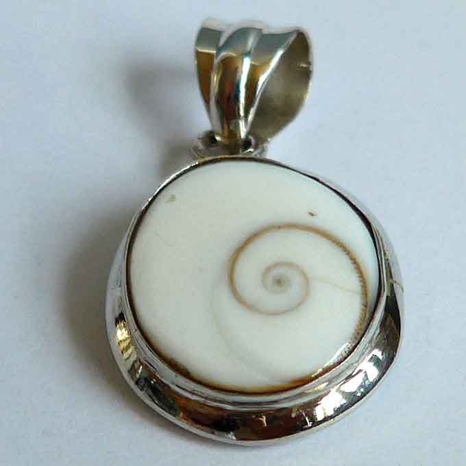 Eye of Shiva Oval Pendant in Sterling Silver