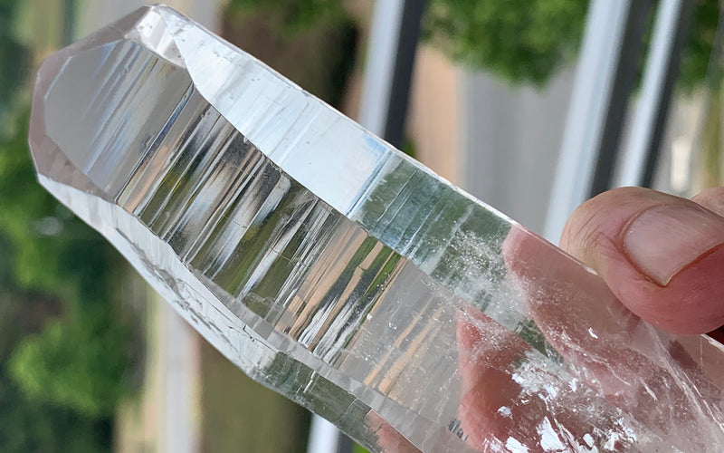 Diamantina Quartz Wand with Growth Interference Handle