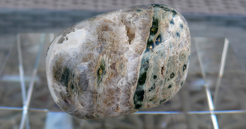 Oval Earth Toned Ocean Jasper Egg