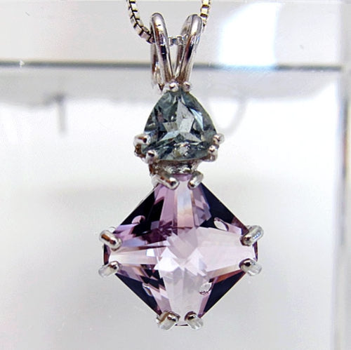 Rose de France Amethyst Mini Magician Pendant with Trillion Aquamarine Crown