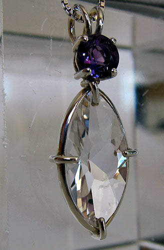 Clear Quartz Infinite Eye with Round Amethyst