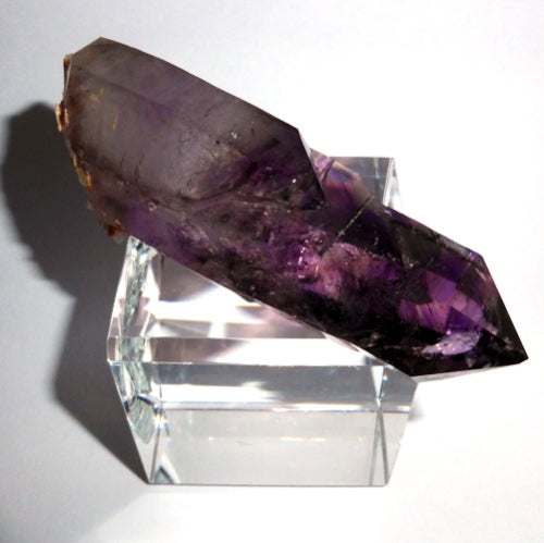 AAA Twin Phantom Madagascar Amethyst Point